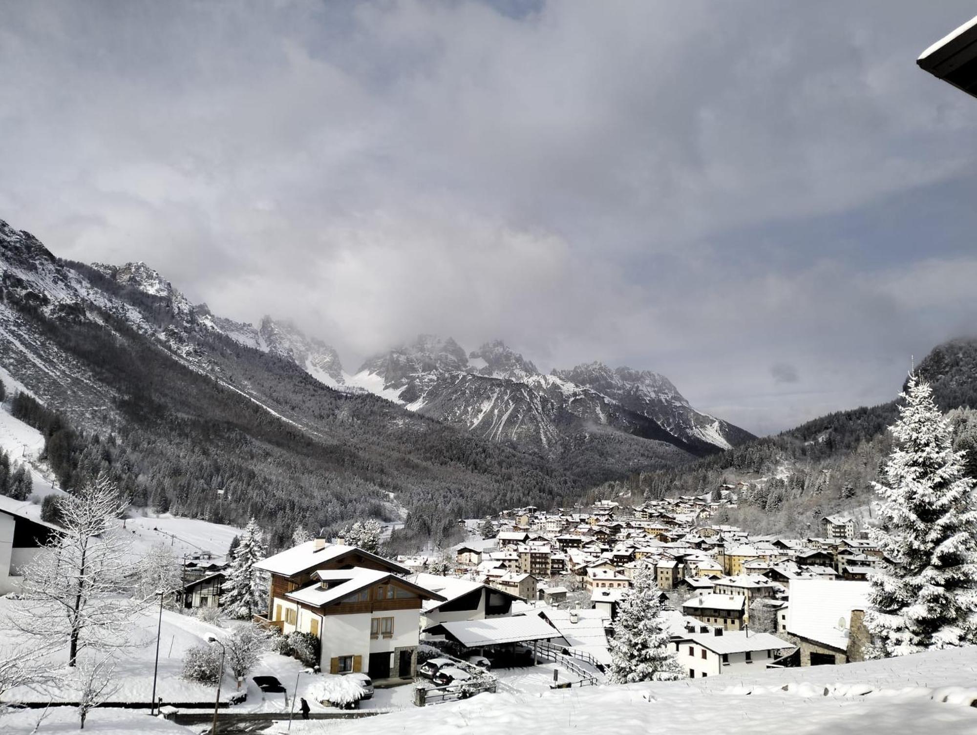 شقة Vista Mozzafiato Sulle Dolomiti Friulane فورني دي سوبرا المظهر الخارجي الصورة