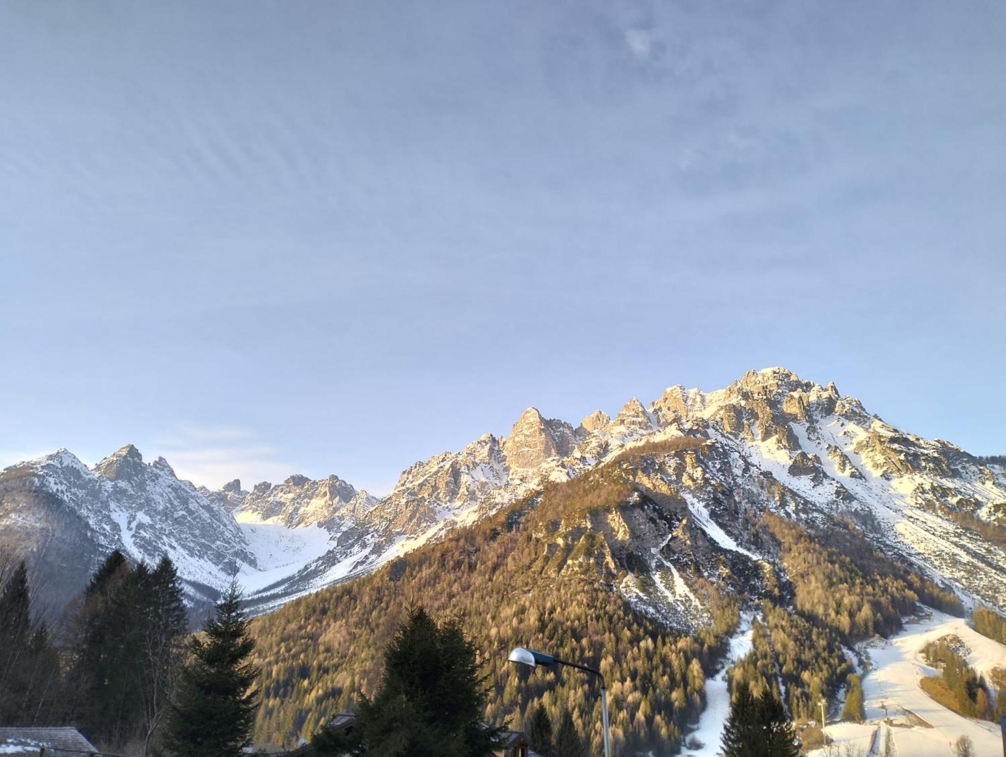 شقة Vista Mozzafiato Sulle Dolomiti Friulane فورني دي سوبرا المظهر الخارجي الصورة
